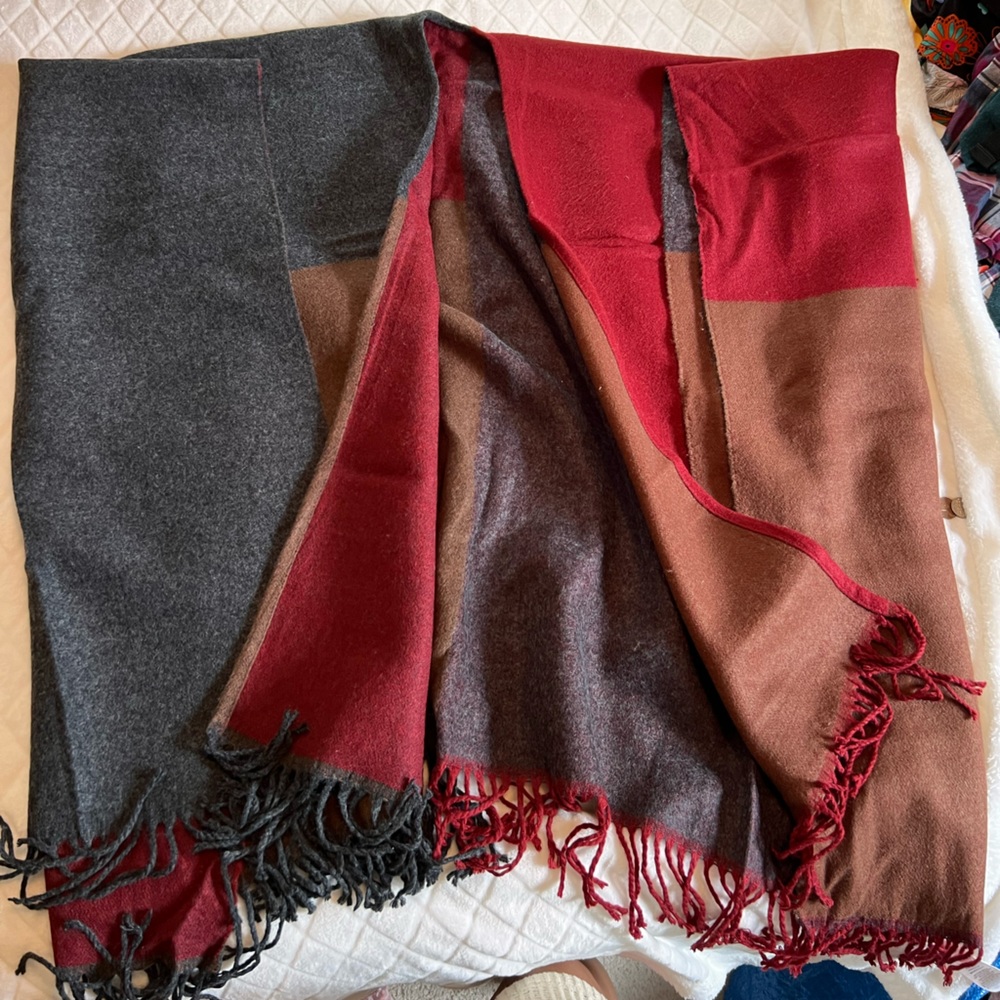Uniqlo Poncho